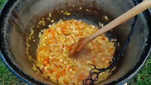 ceapa, telina si morcov, la calit